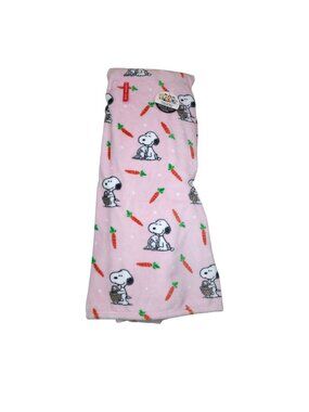 Peanuts VelvetLoft Snoopy & Carrots Plush Throw Blanket 60x70" Extra Long Pink